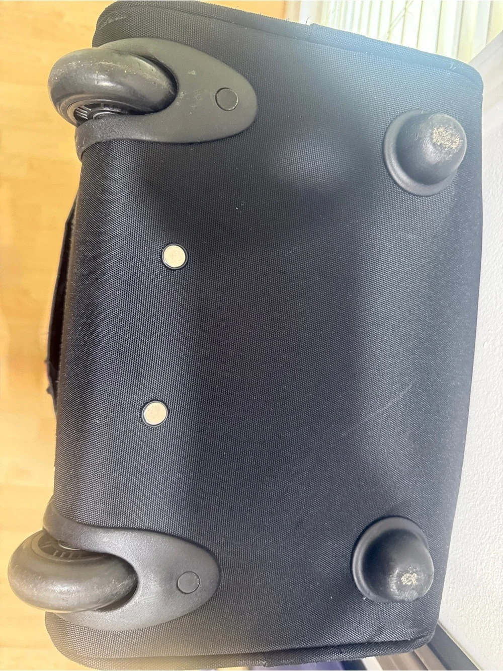 Samsonite Upright Wheeled Carry-On Underseater Small Travel Case 16